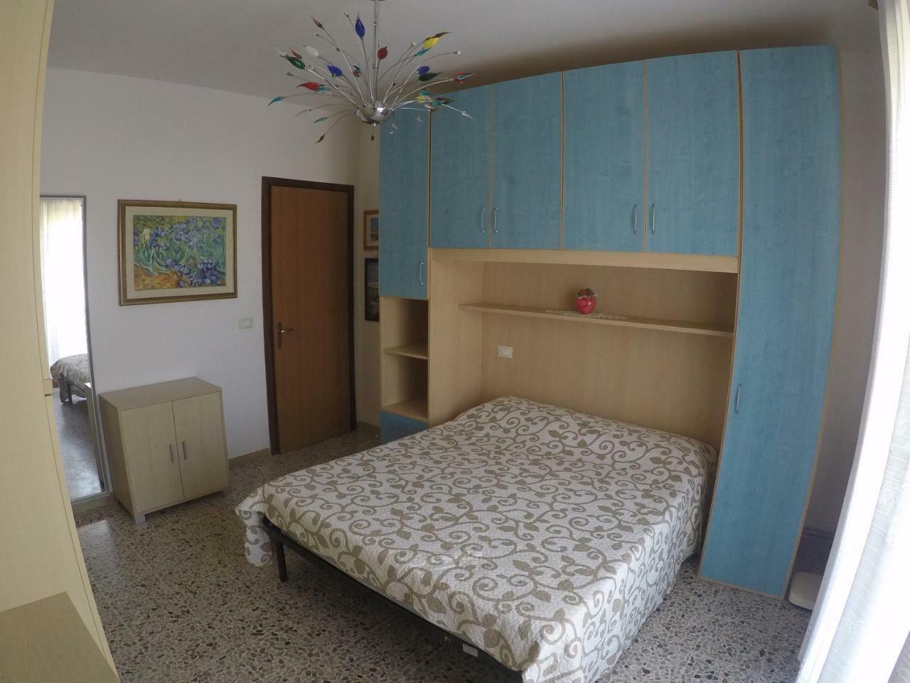 Caorle Economy Apartments Eksteriør billede